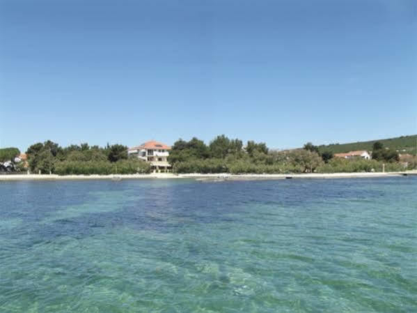 Guest House Malenica Sukošan Esterno foto
