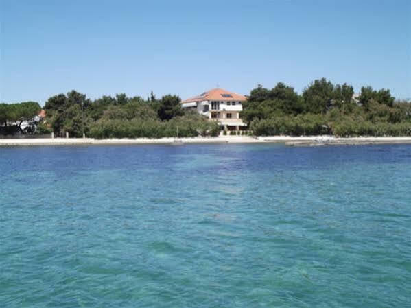 Guest House Malenica Sukošan Esterno foto